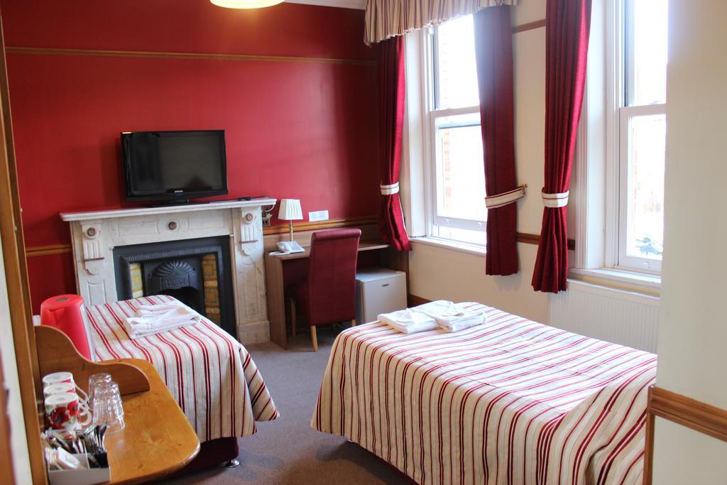 Heatherbank Guest House Барнет Экстерьер фото
