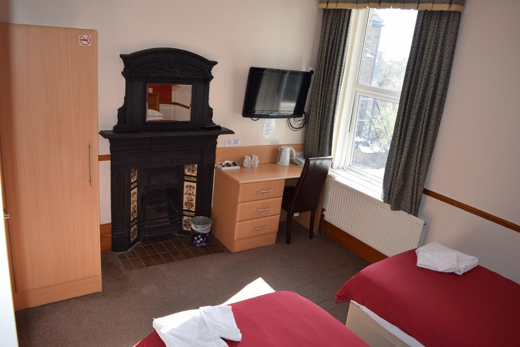 Heatherbank Guest House Барнет Экстерьер фото