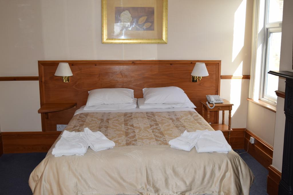 Heatherbank Guest House Барнет Экстерьер фото