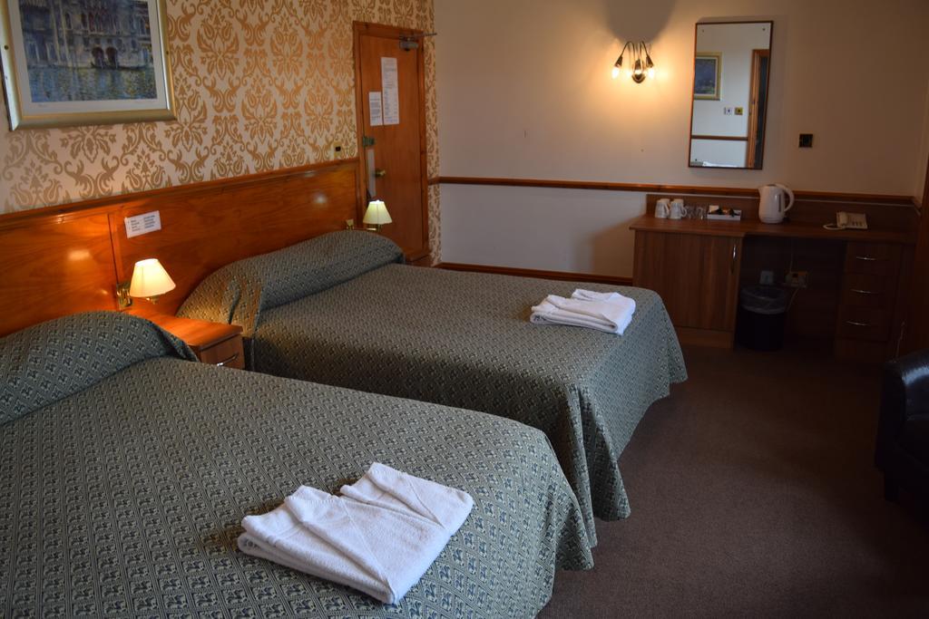 Heatherbank Guest House Барнет Экстерьер фото