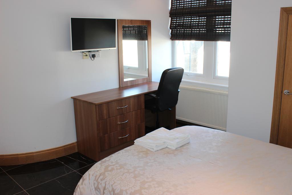 Heatherbank Guest House Барнет Экстерьер фото