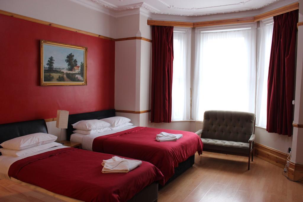 Heatherbank Guest House Барнет Экстерьер фото