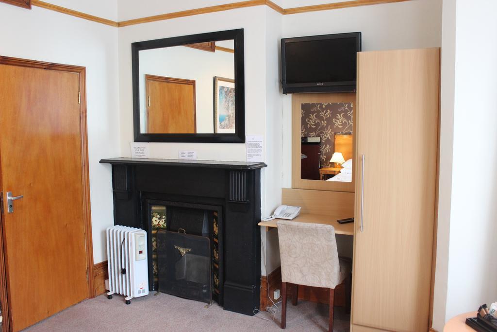 Heatherbank Guest House Барнет Экстерьер фото