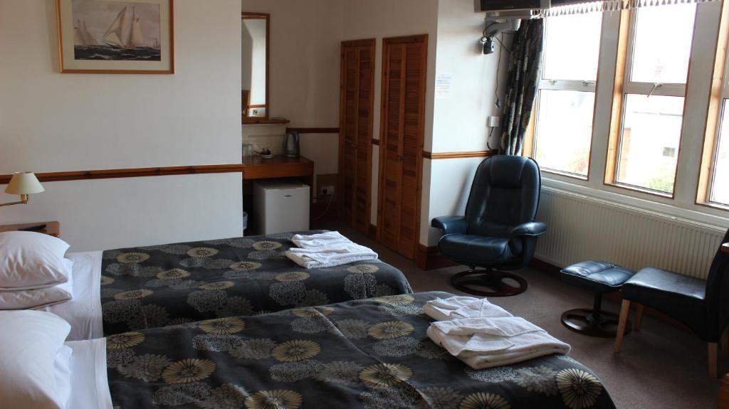 Heatherbank Guest House Барнет Экстерьер фото
