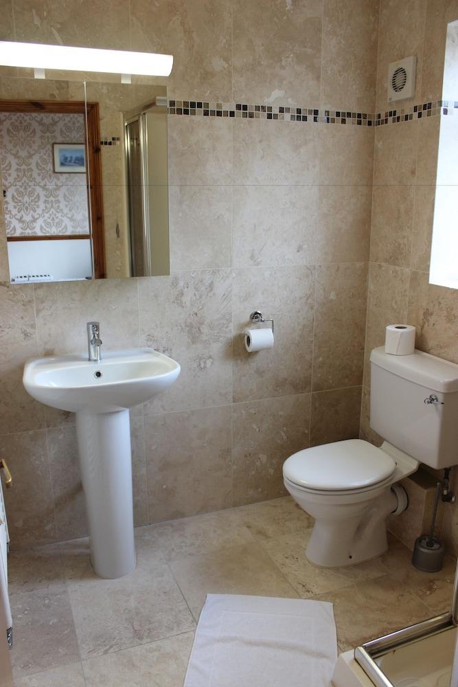 Heatherbank Guest House Барнет Экстерьер фото